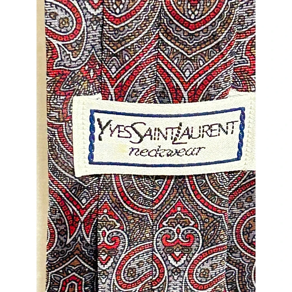 Yves Saint Laurent‎ Neckwear 100% Silk Paisley Pattern Men Tie
